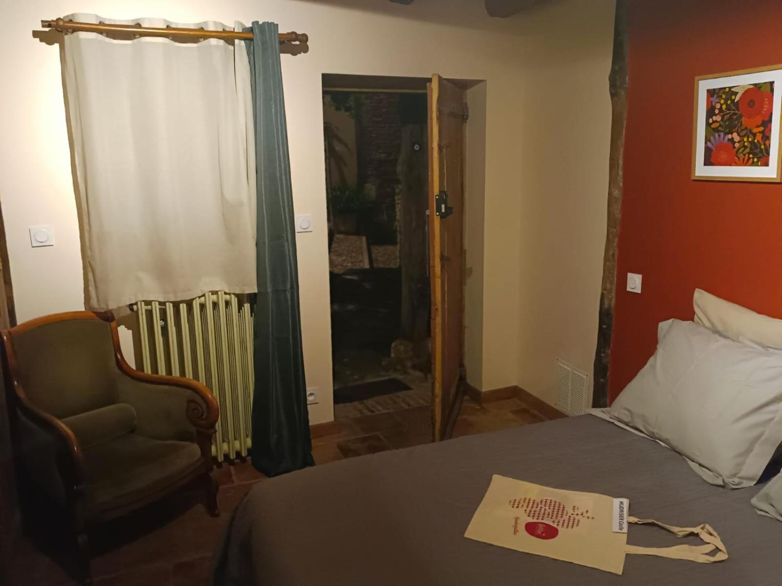 盖亚克La Lauze Et L'Anguille住宿加早餐旅馆 外观 照片